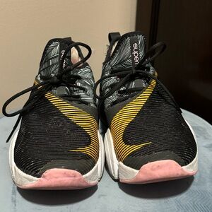 Nike Women’s Superrep Size 8